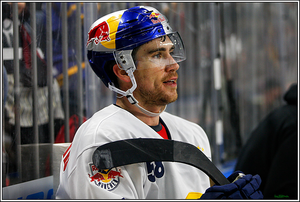 PENNY DEL; Koelner Haie- Red BUll Muenchen; Koeln, 08.11.2022